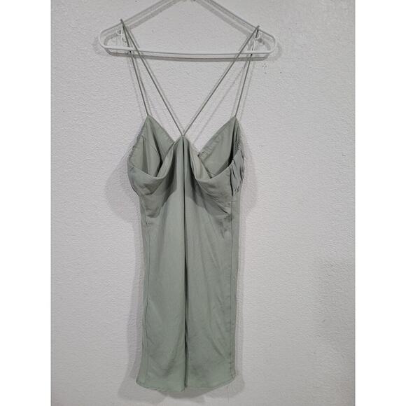 Princess Polly Women's 10 Satin Green Dress V Shape Back Straps #15 - Picture 2 of 5